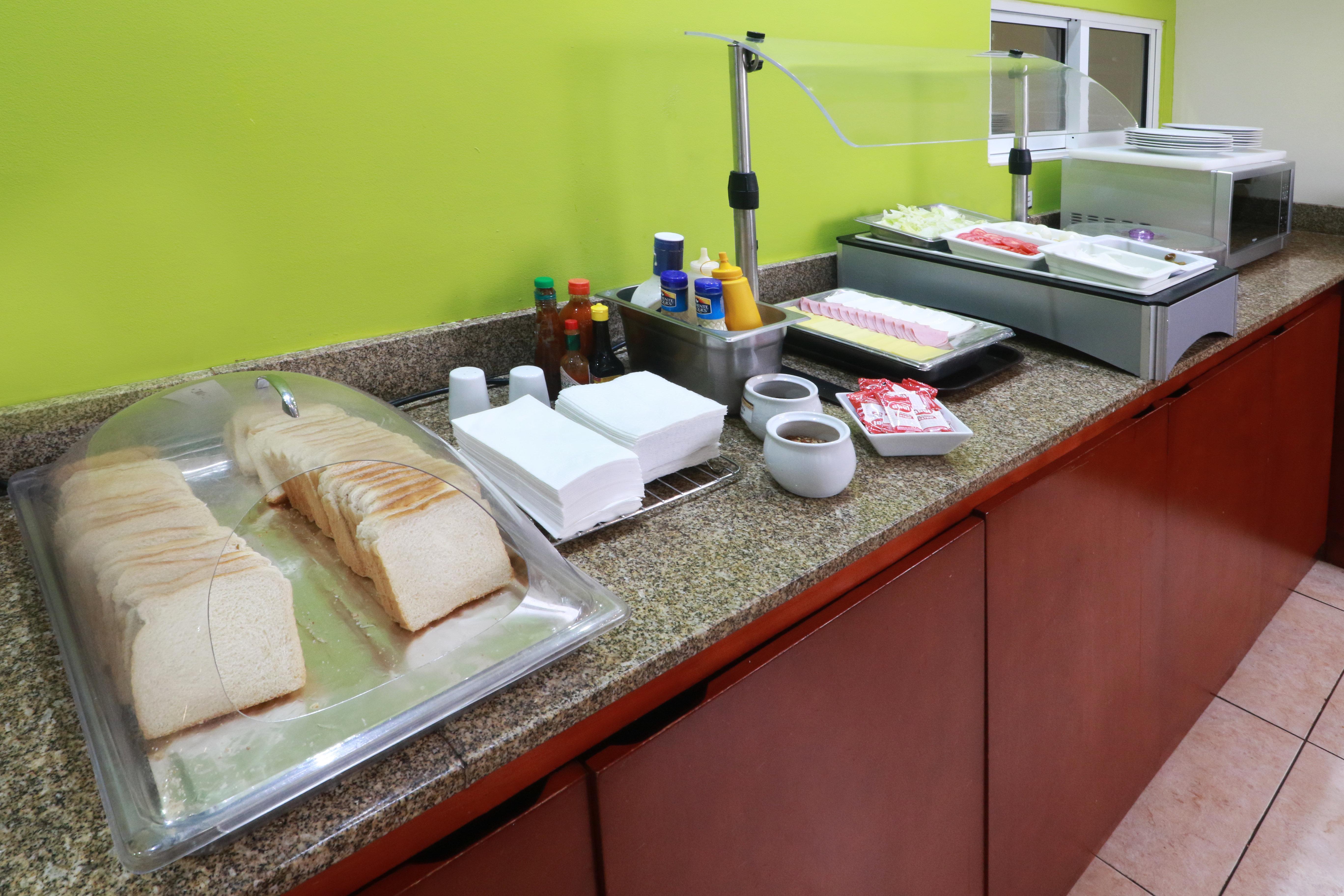 Hotel Staybridge Queretaro By Ihg 3*