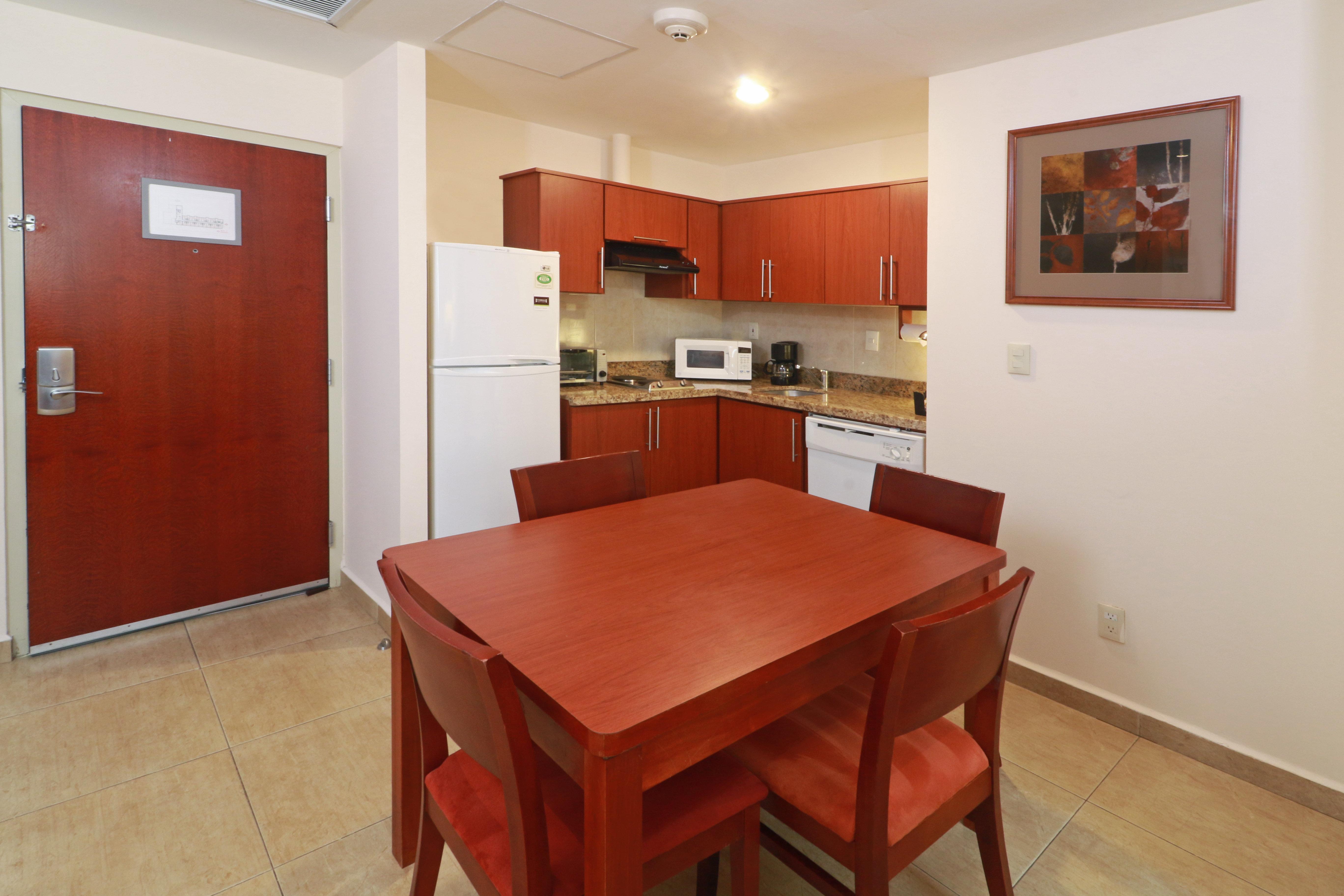 Staybridge Queretaro By Ihg El Salitre