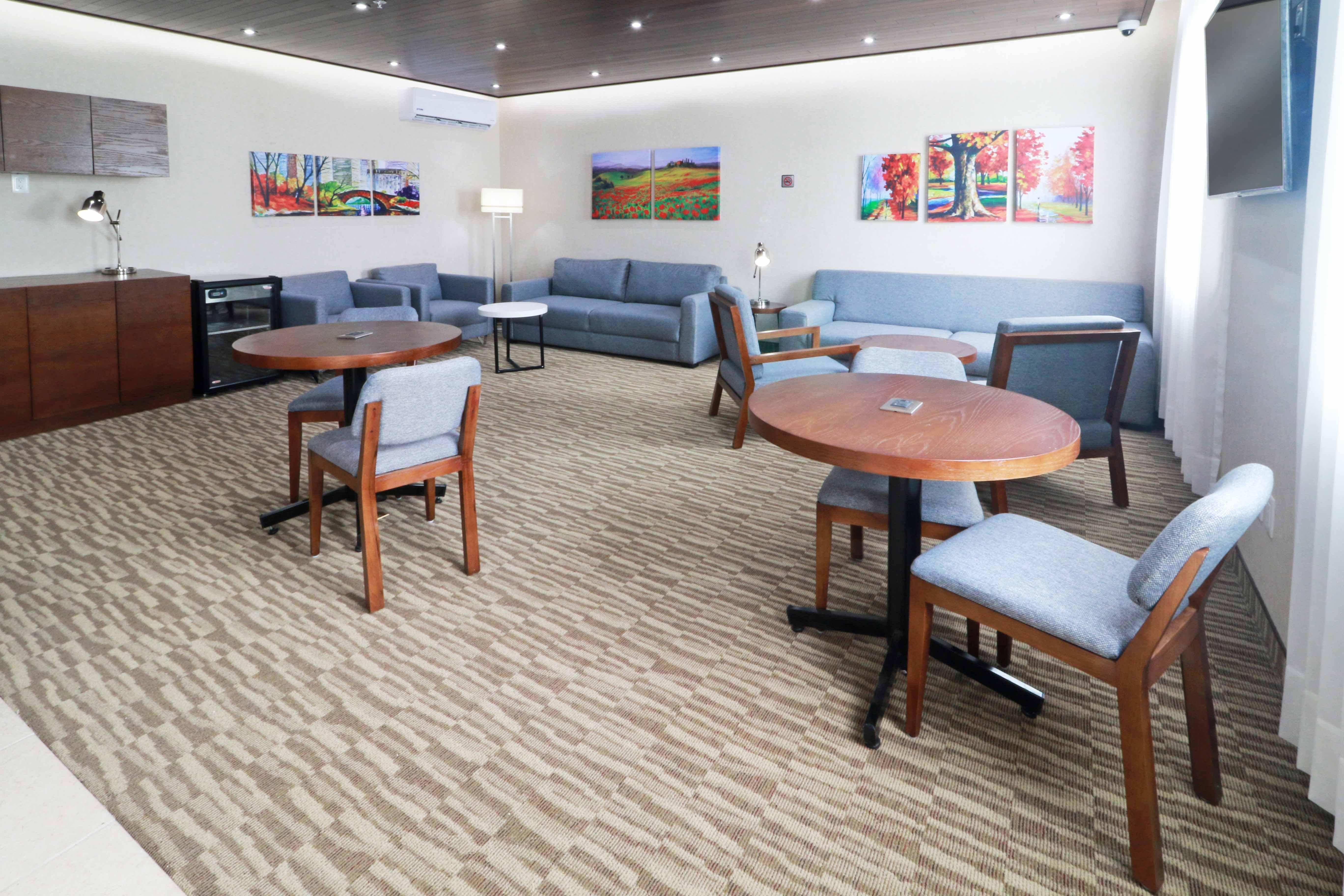 Staybridge Queretaro By Ihg Hotel El Salitre